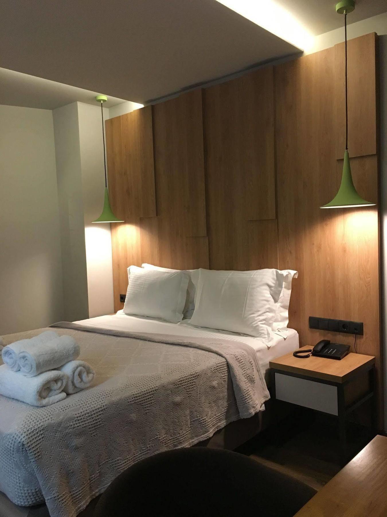 360 Degrees Hotel Atena